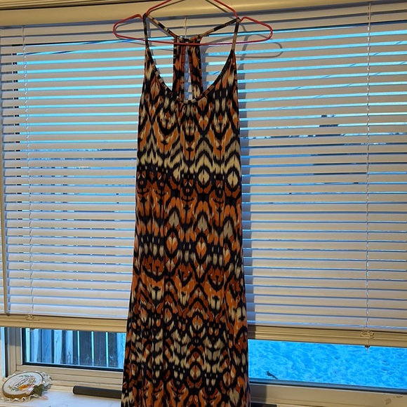 Flowy dress with built in bra - Picture 1 of 2